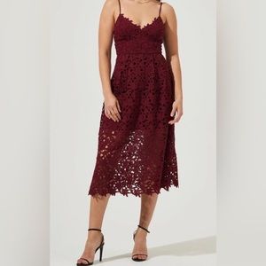 ASTR Lace Midi Dress
